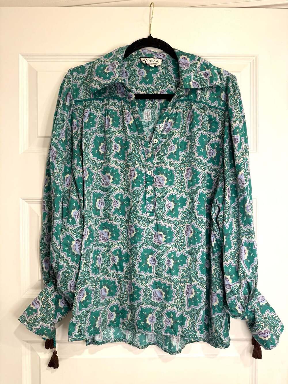 Omika Green Blue Geometric Floral Print Long Sleeve Button Down Blouse with Tass